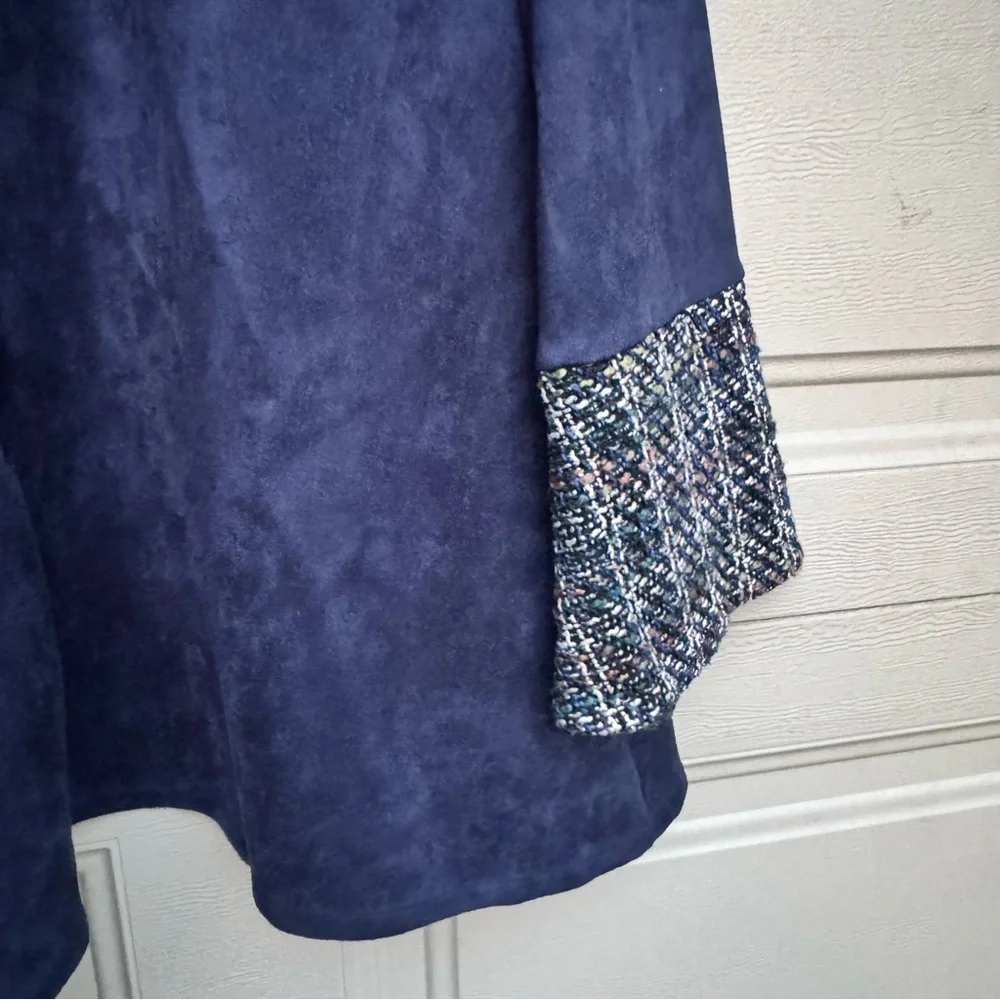 Navy Blazer with Tweed Accents - Picture 9 of 10